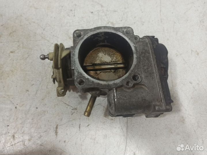 Дроссельная заслонка