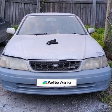 Nissan Bluebird 2.0 CVT, 2000, битый, 403 000 км