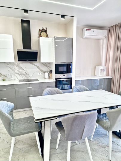 Дом 302 м² на участке 3 сот.