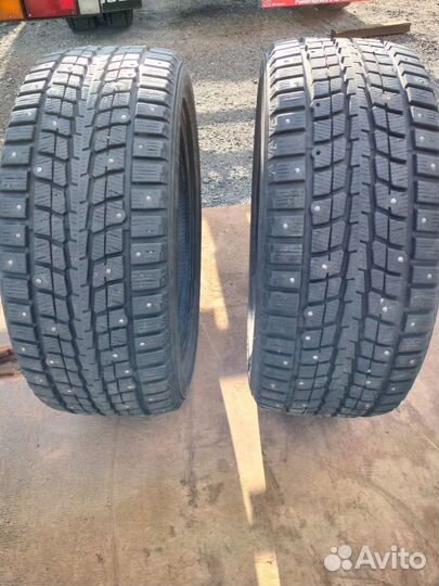 Dunlop SP Winter Ice 01 215/50 R17