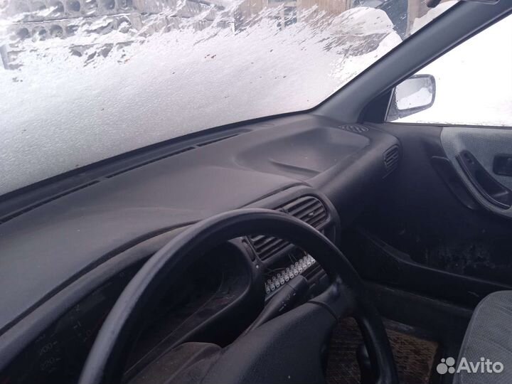 Торпедо Nissan Sunny Ниссан Санни