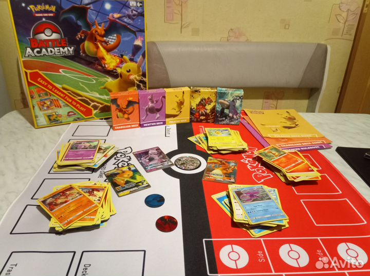 Pokemon Battle Academy + колоды карт + коврик