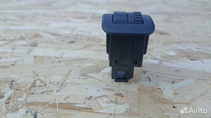 Кнопка режима подвески Porsche Cayenne 957 M48.01