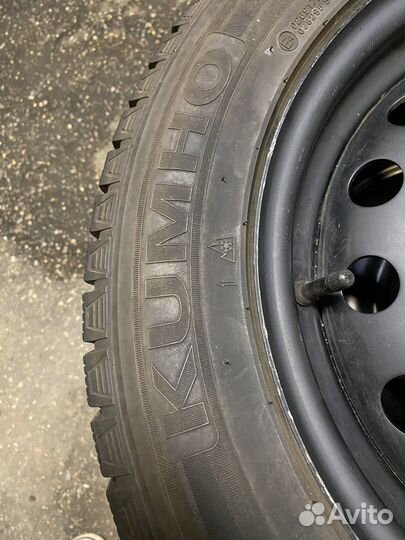 R16 Kumho I'Zen KW31 215/55, PCD 5x114.3 DIA 67.1