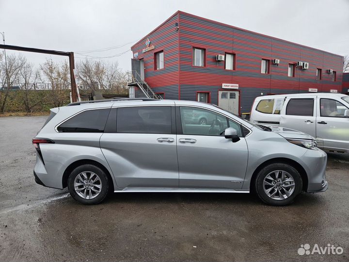 Toyota Sienna 2.5 AT, 2021, 4 850 км