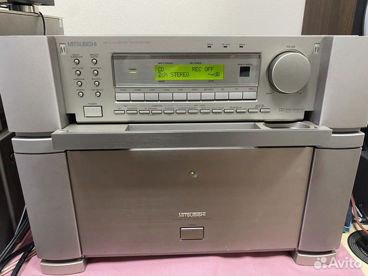 Усилитель мощности Mitsubishi DA-A7000+DA-P7000
