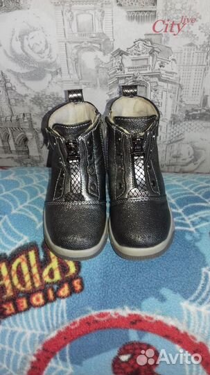 Ботинки детские для девочки 25,22р-р