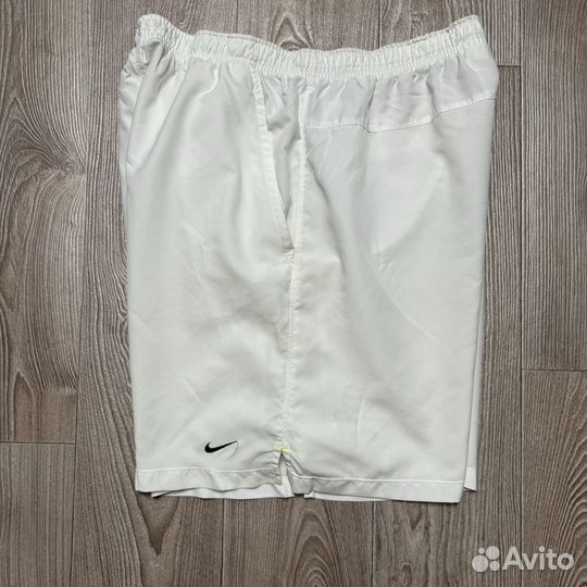 Шорты Nike