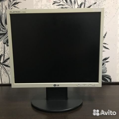 Монитор LG