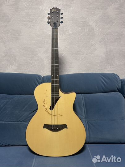 Гитара акустическая