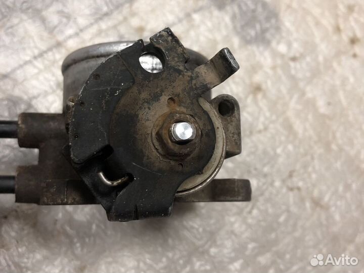 Заслонка дроссельная Hyundai Sonata 5 35100-23500