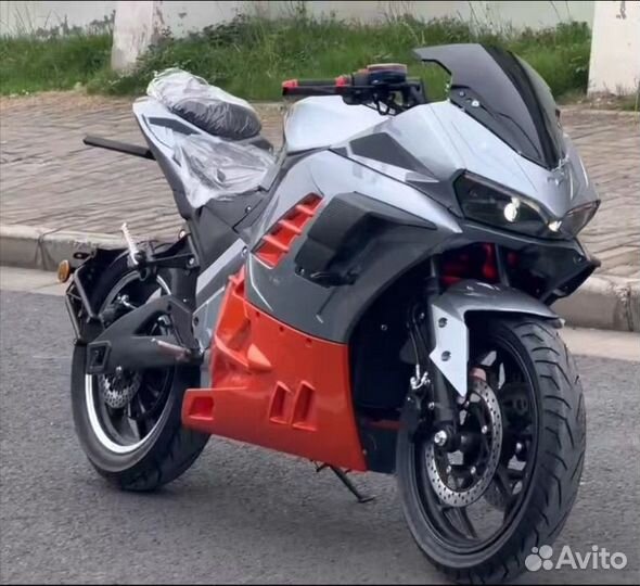 Электромотоцикл Ducati Panigale