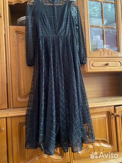 Вечернее платье 46 размера черное