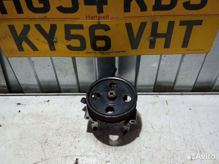 Насос гура Ford Focus 2 1.6