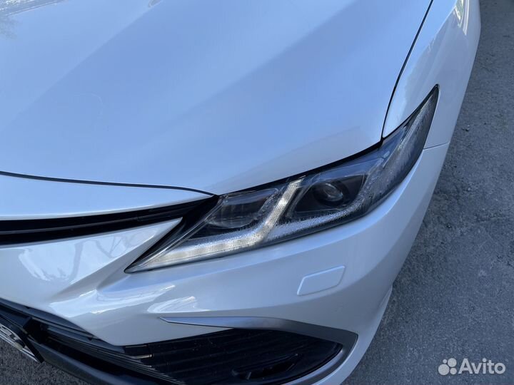 Toyota Camry v70 рестайлинг фара оригинал 21г