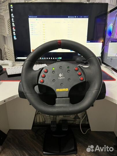 Игровой руль logitech momo racing 900