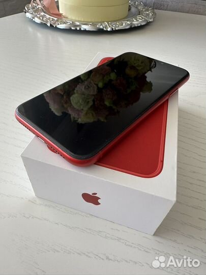 Телефон iPhone 11 128 gb