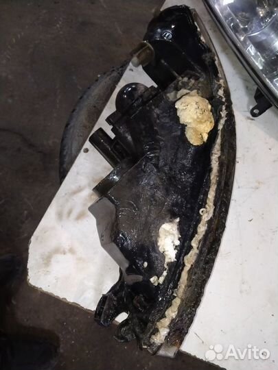 Opel Vectra B фара правая дефект