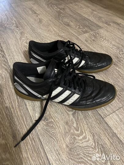 Футбольные кеды adidas