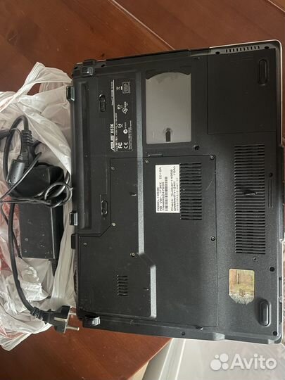 Ноутбук asus на запчасти