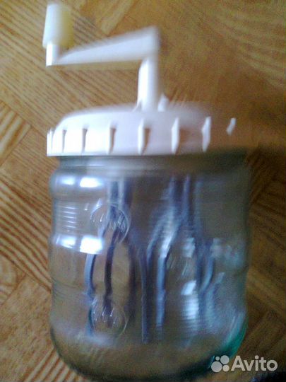 Продаю миксер ручной новый