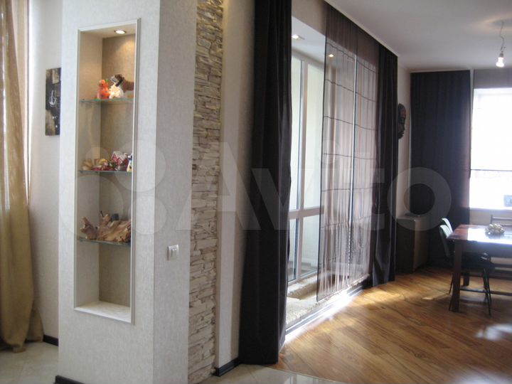 4-к. квартира, 147 м², 2/10 эт.