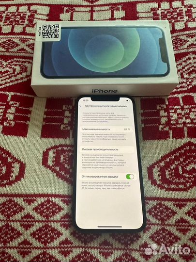 iPhone 12, 64 ГБ