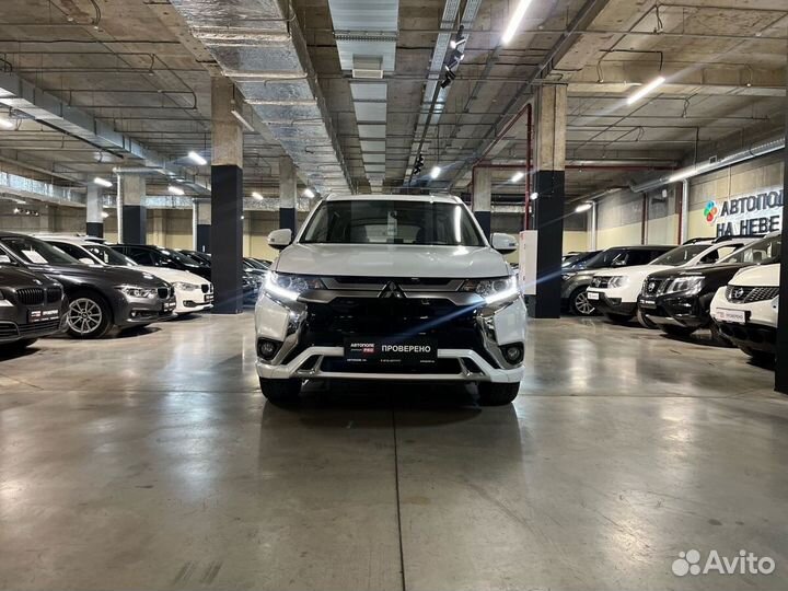 Mitsubishi Outlander 2.0 CVT, 2022, 10 281 км