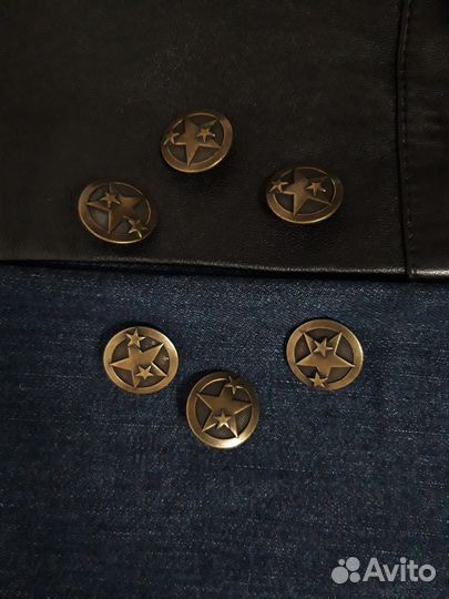 Пуговицы металлические на ножке