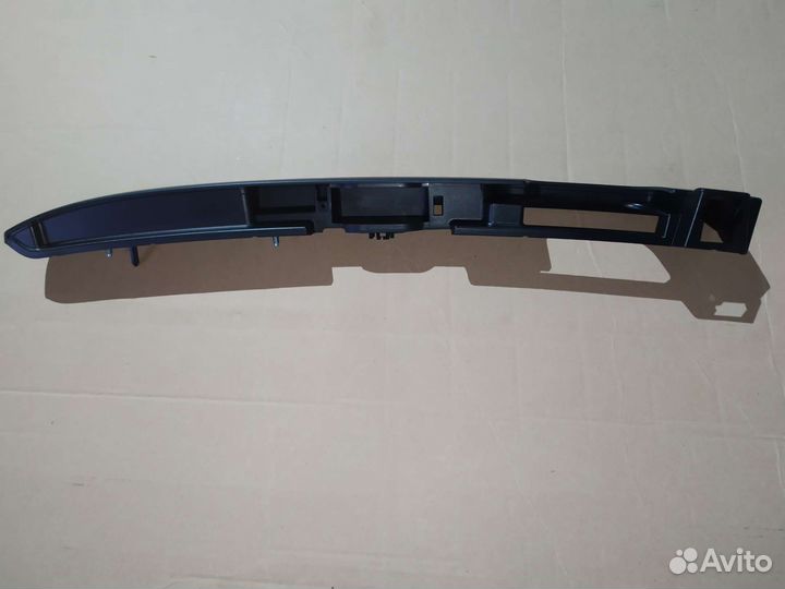 Накладка задней двери LADA largus оригинал