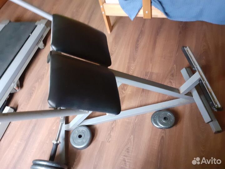 Тренажер гиперэкстензия