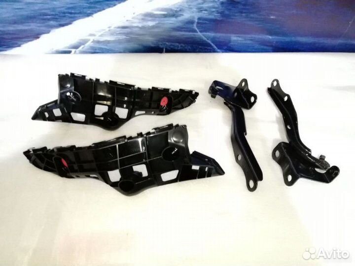 Петли капота Toyota Highlander 3