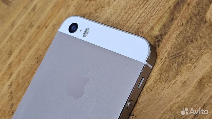 iPhone 5S, 16 ГБ