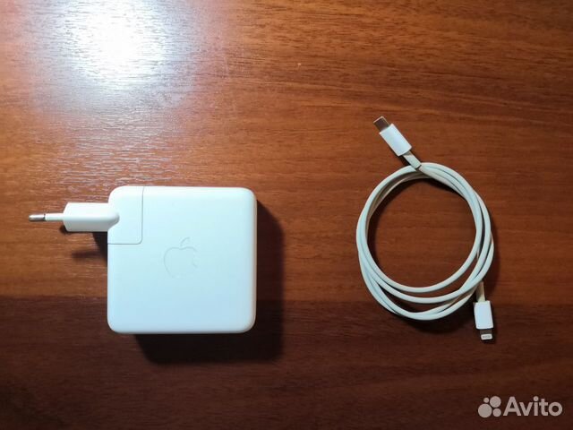Сетевой адаптер Apple USB-C 61W / Зарядное