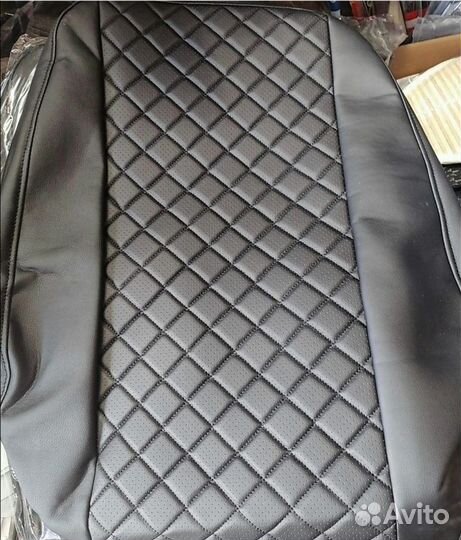 Чехлы на Рено Дастер ромб чёрный