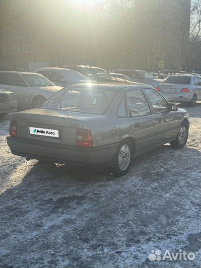 Opel Vectra 1.6 МТ, 1989, 223 500 км