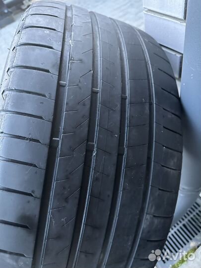 Bridgestone Alenza 001 285/40 R21