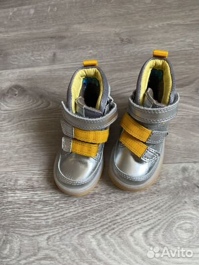 Ботинки демисезонные для девочки 18-20 р, H&M