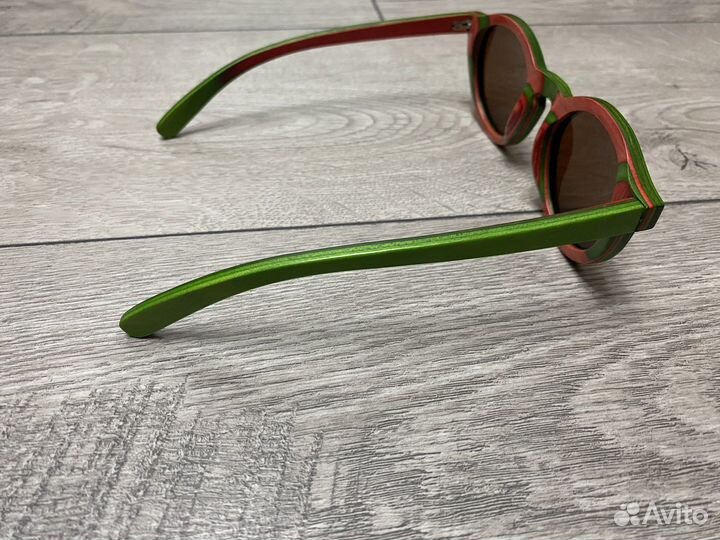 Солнцезащитные очки женские