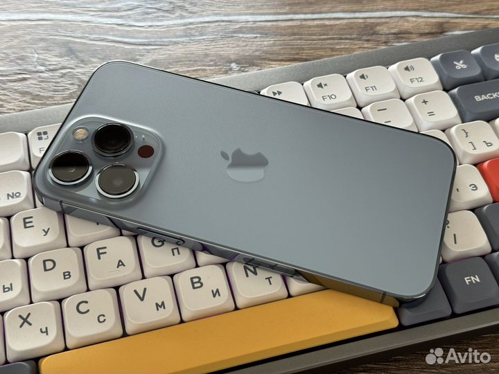 iPhone 13 Pro, 256 ГБ