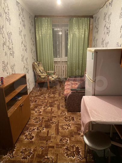 Комната 16 м² в 4-к., 1/5 эт.