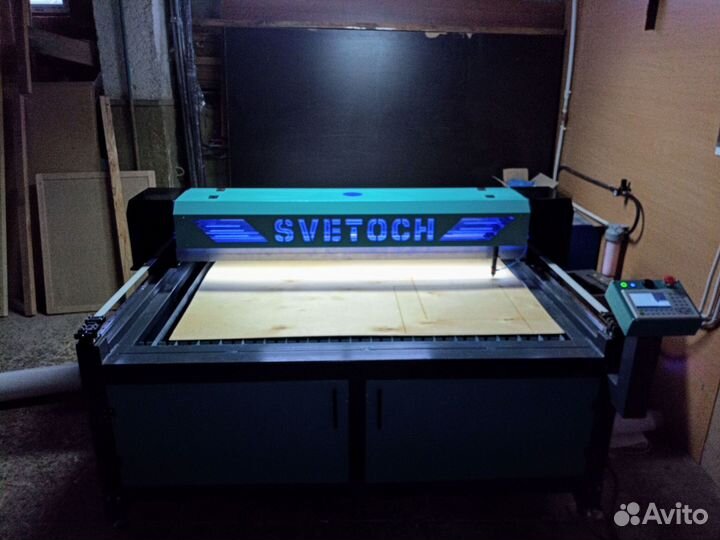 Лазерный гравировальный станок