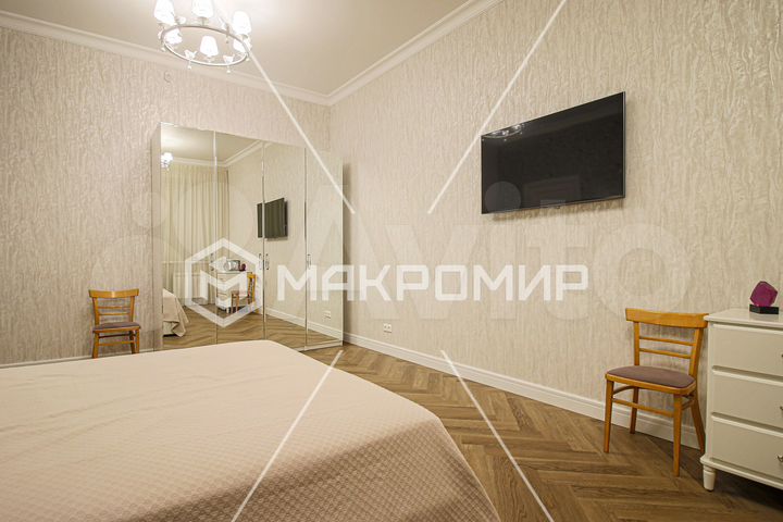 3-к. квартира, 103 м², 2/6 эт.