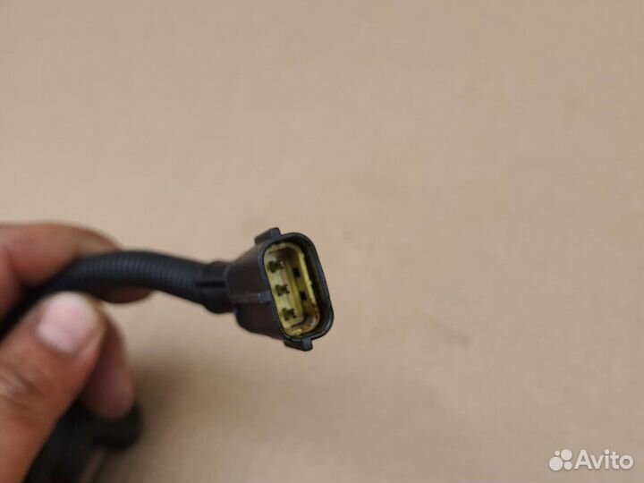 Датчик распредвала Kia Sportage 1 2.0л FE