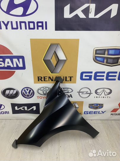 Крыло переднее Renault megane 3 Лев