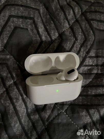 Наушники Apple Air Pods
