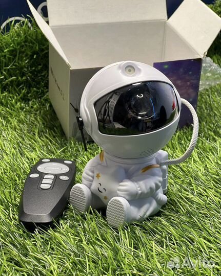 Ночник космонавт (Проектор звездного неба )