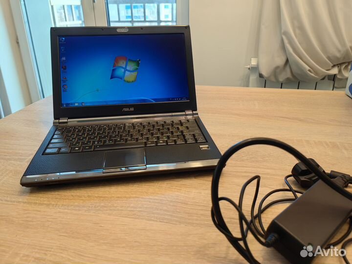 Ноутбук Asus U2E кожа