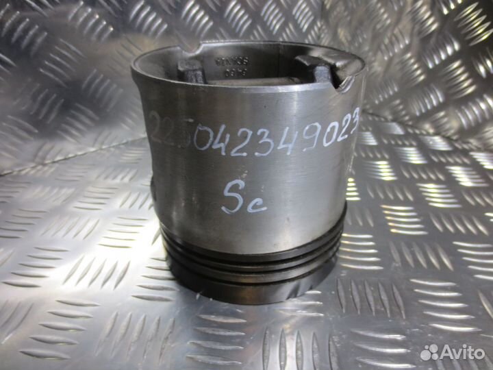 Поршень Scania 1408873