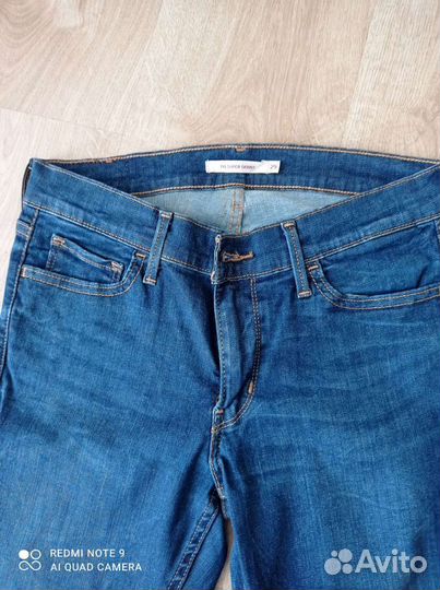 Джинсы levi's